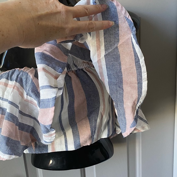 NWT ASOS Striped Ruffle Off Shoulder Crop Top SZ 4 - Picture 2 of 6